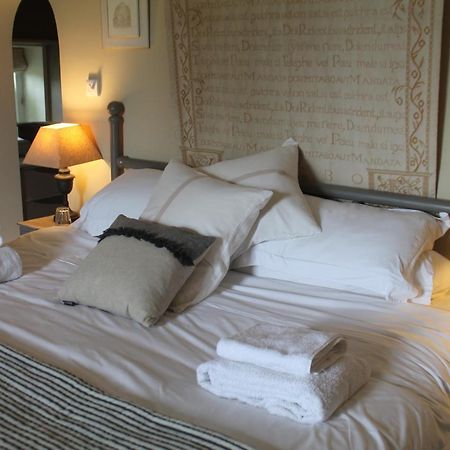 Roundhill Farmhouse Kelston Экстерьер фото