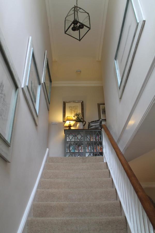 Roundhill Farmhouse Kelston Экстерьер фото